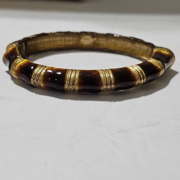 Kenneth Jay Lane Gold Plated Enamel‎ Bamboo Hinged Bangle Bracelet - Picture 3 of 7